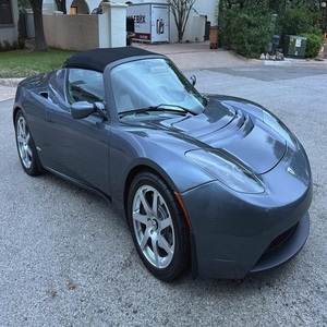 Tesla Roadster Sport 2010 très recherchée - Product Image 1