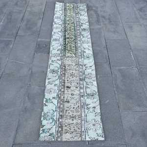 Alfombra Vintage de 1.7x7.4 pies, Alfombra Turca, Alfombra Floral Azul Verde - Product Image 1