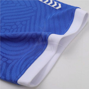 Service OEM Ensembles d'uniformes de football de conception personnalisée Coupe automatisée respirante légère de haute qualité 100% polyester pour hommes - Product Image 3