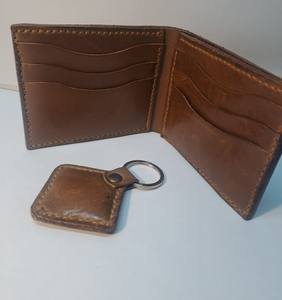 Portefeuille en cuir de vache véritable de style vintage fait à la main pour hommes avec fonction RFID - Cadeau argent d'Anwar Enterprises - Product Image 1