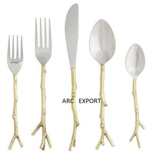 Ensemble de couverts en or et argent clair de conception classique cuillères fourchette et couteaux ensemble de couverts de cuisine pour l'utilisation de restaurant d'hôtel - Product Image 1