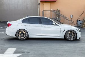 BMW M4 Coupé 2018 USADO, con Volante a la Izquierda/Derecha, Paquete de Competición - Product Image 3
