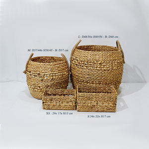 Ensemble de 4 paniers de rangement multifonctionnels en jacinthe d'eau tissés à la main, écologiques et rustiques, de forme mixte, Artex Dong Thap - Product Image 1