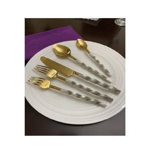 Juego de cubiertos y cubiertos ecológicos de color dorado de diseño de tendencia con utensilios de cocina de acero inoxidable de primera calidad - Product Image 3