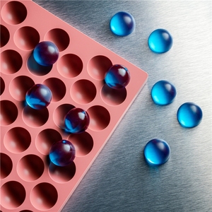 Moule en silicone pour bonbons gélifiés en forme d'hémisphère, cavités ouvertes en format feuille pour le développement de produits gélifiés et les lots pilotes - Product Image 2