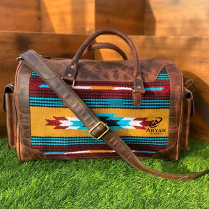 Nuevo Real hecho a mano estilo Vintage azteca Tooled bolsas de lona de cuero personalizado occidental tejido a mano bolsas de viaje grandes de cuero de lana - Product Image 1