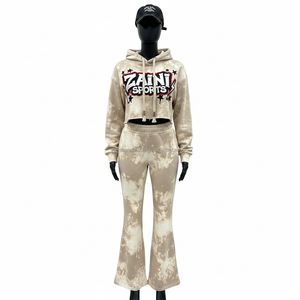 Ensemble de survêtement pour femme en molleton de coton et polyester de qualité supérieure 320GSM, tie-dye, sweat à capuche court, pantalon évasé, logo imprimé à l'écran, survêtements grande taille - Product Image 6