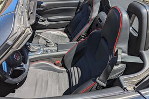 Auto Usado Confiable, Fiat 124 Spider Abarth 2017 - Product Image 5