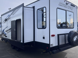 Meilleur!! Vente en gros de camping-cars et caravanes de voyage d'occasion, automatiques, diesel, 2020, 2022, 2023, 33BG / 26RL, Forest River Alpha Wolf - Product Image 5