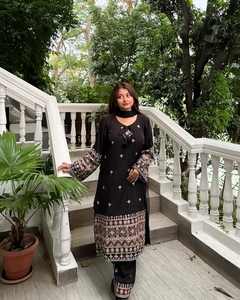 Party Wear Suit Set With <b>Thread</b>, Zari & Sequins Embroidery Work - Product Image 3