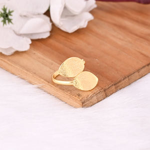 Bijoux sans nickel, bague en laiton, bague simple plaquée or jaune, bague ajustable, bagues tendance pour femmes, bijoux texturés bohèmes - Product Image 6