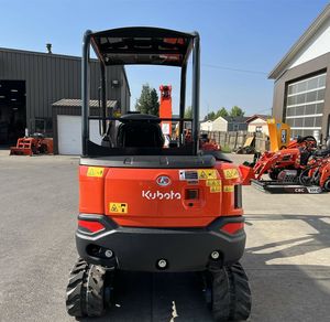 Livraison Gratuite - Mini-Excavatrice Kubota KX030-4 de 3,5 Tonnes sur Chenilles avec Moteur de 24,7 CV et Couple de Charge Élevé - Product Image 2