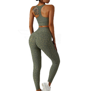 Venta caliente Conjunto de yoga para mujeres Material duradero con cintura elástica Patrón sólido Alta calidad a bajo precio - Product Image 2