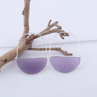 Bijoux indiens modernes violet améthyste quartz prisme cerceau boucle d'oreille en laiton plaqué argent forme demi-cercle lunette réglage cerceaux pour elle