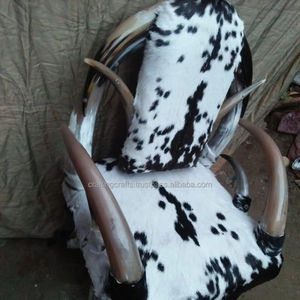 Silla de Cuerno de Buey Auténtica Hecha a Mano en India, Cómoda, Resistente, Diseño Antiguo Tallado con Estilo Animal, Pulido Natural, Ecológica - Product Image 1