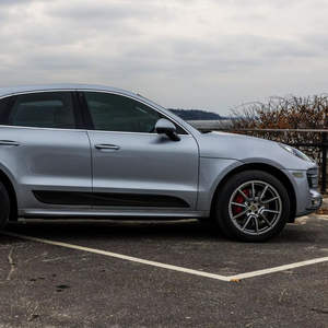 Porsche Macan Turbo Usado del 2015, Motor V6 Turbo de 400 hp - Product Image 1