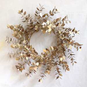 Corona de Flores de Hierro Metálico Hecha a Mano con Diseño Circular para Decoración Interior en Navidad, Festivales y Fiestas - Product Image 6