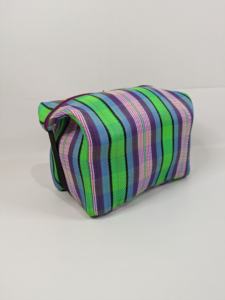 Pochette de maquillage grande capacité en plastique recyclé rayé décontracté pour femmes, fermeture éclair, sac de maquillage pour filles - Product Image 3