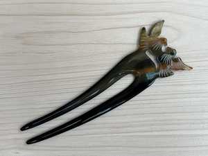 Barrettes à cheveux modernes et écologiques en corne de buffle faite à la main, forme naturelle, style amour - Accessoires de cheveux de collection d'art - Product Image 4