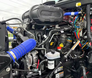 รถบรรทุกเคนเวิร์ธ T680 ปี 2022 2021 20223 รถบรรทุกแบบมีห้องนอนมือสอง รถบรรทุกแบบธรรมดาพร้อมห้องนอน - Product Image 3