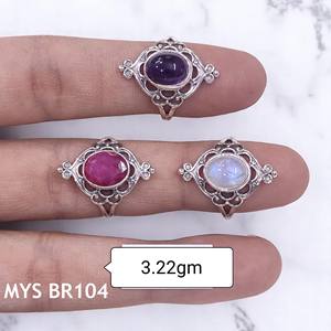 แหวนชั้นดีดีไซน์เนอร์925เงินสเตอร์ลิงเครื่องประดับขายส่งสำหรับผู้หญิงแหวน925เงินแฮนด์เมดสุดหรูพร้อมพลอย - Product Image 1