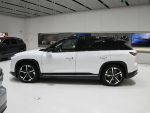 ES7 AWD 2023, AUTO ELÉCTRICO USADO EN BUEN ESTADO, INTERIOR CLARO, NEUMÁTICOS R15, CAJA DE CAMBIOS AUTOMÁTICA DE 7 VELOCIDADES, ASIENTOS DE CUERO - Product Image 6