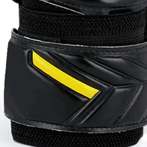 Latest Design Wholesale Customized Leather Goalkeeper Gloves for Outdoor Use with Adjustable Wrist <b>Strap</b>-Unisex - Product Image 4