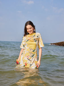 Robe imprimée à fleurs pour femmes - Product Image 2