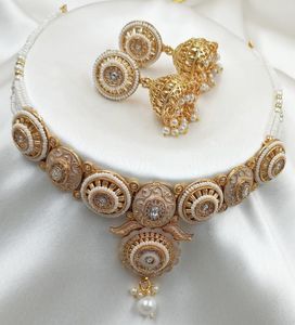 Conjunto de collar Rajwadi hecho a mano de alta calidad para mujer, joyería tradicional de Rajasthani con trabajo intrincado de Kundan chapado en oro - Product Image 3