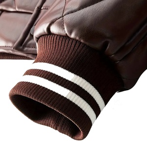 แจ็คเก็ตหนังแฟชั่นล่าสุดสำหรับผู้ชาย แจ็คเก็ตวาร์ซิตี้แบบกำหนดเองได้ แจ็คเก็ตเลตเตอร์แมนสไตล์สตรีทสำหรับเด็กผู้ชาย แจ็คเก็ตเบสบอลไซส์ใหญ่ - Product Image 4