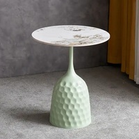Table d'appoint nordique simple avec cadre en métal de couleur en option table d'appoint en pierre table à thé moderne table d'angle pour le salon