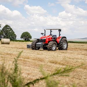 Massey Ferguson 390 MF 385 MF 390 2WD Tractor sobre orugas Maquinaria agrícola Tractor agrícola con motor y bomba - Product Image 3