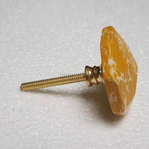 Perillas Hechas a Mano de Resina Blanca Estilo Ángel, 1 Pieza, Color/Forma/Tamaño Personalizables, Hechas en India, Venta al por Mayor - Product Image 1