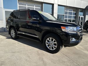 Limpio Usado 2019 Toyo-ta Land Cru-iser SUV - Product Image 2