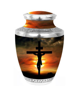 Urnes de crémation pour adultes de Jésus-Christ sur la croix avec sac de velours gratuit - Product Image 2