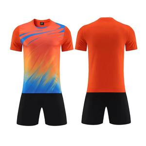 Maillot de basket-ball personnalisé, imprimé sur le devant, motif 3D, pas cher, 100% polyester, réversible, respirant, pour l'entraînement - Product Image 5