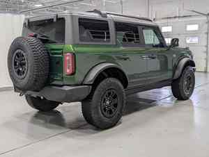 2024 บรอนโก ไวลด์แทรค 4WD ทวินเทอร์โบ เบนซิน V6 เกียร์อัตโนมัติอัจฉริยะ ค่าธรรมเนียมอุบัติเหตุ  อยู่ในสภาพดี - Product Image 2