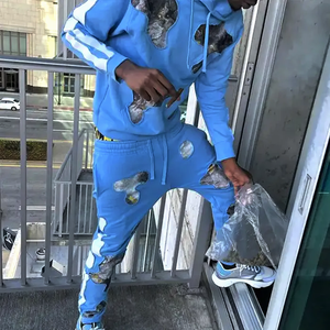 Conjunto de Sudadera con Capucha para Entrenamiento de Invierno, Unisex, Personalizable (OEM), Tallas Grandes, 100% Poliéster, Venta al Por Mayor para Ropa Deportiva Masculina y Femenina - Product Image 4