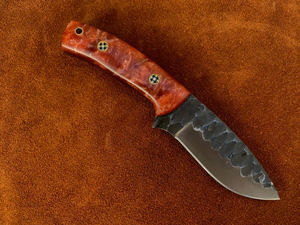 Couteau de chasse fait main de luxe personnalisable OEM Skinner avec lame en acier à haute teneur en carbone et manche en résine pour une utilisation en extérieur - Product Image 5