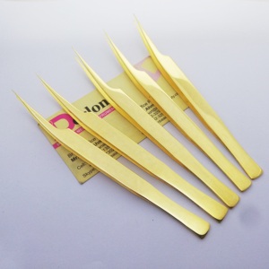 Pinzas de pestañas de aislamiento chapadas en oro de acero inoxidable, venta al por mayor, pinzas puntiagudas de cola de pez de 14cm de largo para extensión de pestañas - Product Image 4