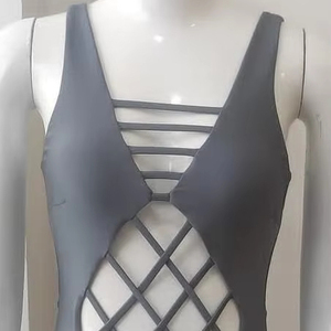 Conjunto de Bikini Personalizable con Micro Bra, Estampados de Frutas, Animales y Lisos, Decoraciones de Encaje con Pedrería, Logotipo en la Parte Delantera de la Cintura - Product Image 1