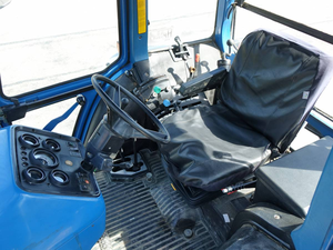 Tractor de Ruedas Ford8210 Usado, Certificado, Resistente y Duradero, para Producción Agrícola, Motor de 110HP, 4001-6000 Horas, Tractor de Arrastre - Product Image 4