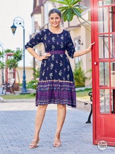 เสื้อพิมพ์ลายเรยอนสำหรับนักออกแบบคุณภาพสูงพร้อมเข็มขัดและแขนยางยืด - Product Image 4