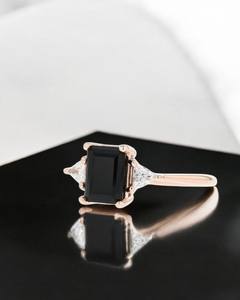 Bague en spinelle noir, argent sterling 925 avec pierres d'accentuation blanches AD, bijoux élégants pour femmes, fournisseur en gros de pierres précieuses - Product Image 1