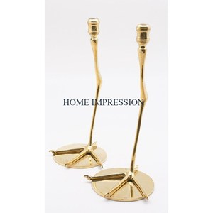 Ensemble de 3 bougeoirs différents en laiton et métal poli doré de première qualité formes personnalisées chandelier en métal fait à la main - Product Image 5