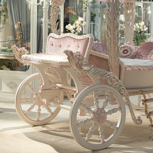 Sprookjesachtige Stijl Kinderkamermeubilair Met Luifel Luxe Prinses Rijtuigbed Voor Kinderen Roze Fluwelen Bekleding - Product Image 4