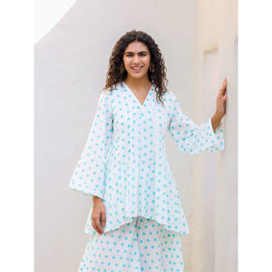 เสื้อคุร์ตาผ้าฝ้ายลายจุด Aarna - Product Image 4