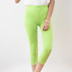 Leggings para mujer Pantalones recortados de estilo veraniego para dama Pantalones elásticos grandes de talla grande 7XL Color caramelo Pantalones de Modal suave - Product Image 4