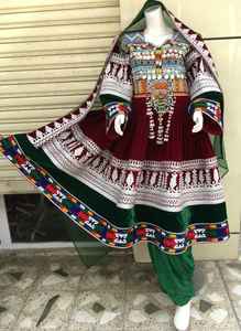 Vestido Afgano Kuchi Vintage Más Vendido para Niñas, Tejido de Lino, Algodón y Seda con Cuentas Hechas a Mano, Mangas Largas, Ropa Regional - Product Image 6