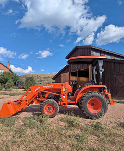 ราคาขายส่งรถแทรกเตอร์ขนาดเล็ก BX1880 65 แรงม้า ขับเคลื่อน 4 ล้อ เครื่องยนต์พร้อมส่ง ซื้อเลย ขนาดกะทัดรัด กำลังแรง คุณภาพพรีเมียม สำหรับงานเกษตรทุกประเภท - Product Image 1